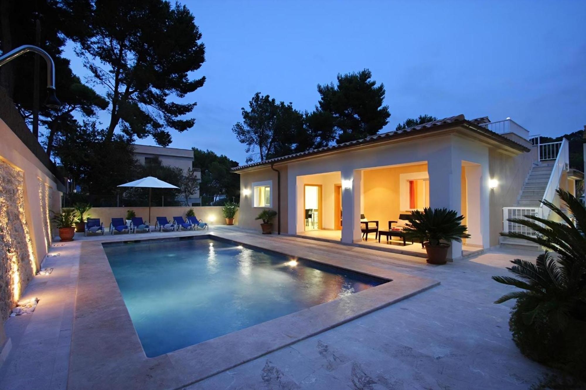 Schoenes Casa Medina Mit Pool * Cala de Sant Vicenc